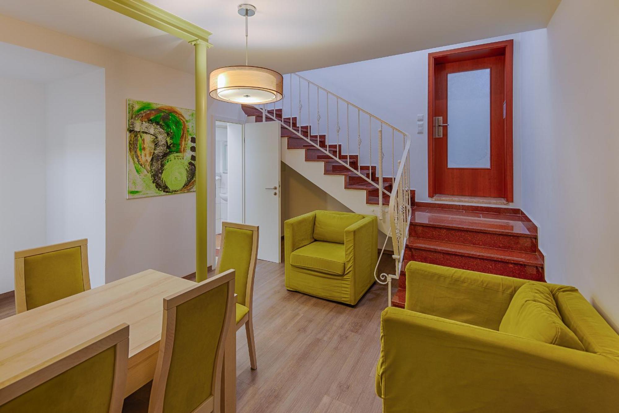 Hotel Fuersteneck Бернбург Екстериор снимка