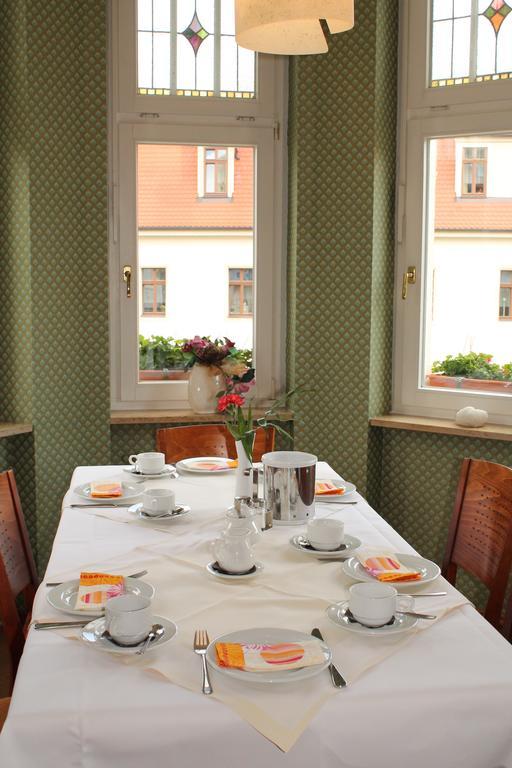 Hotel Fuersteneck Бернбург Екстериор снимка